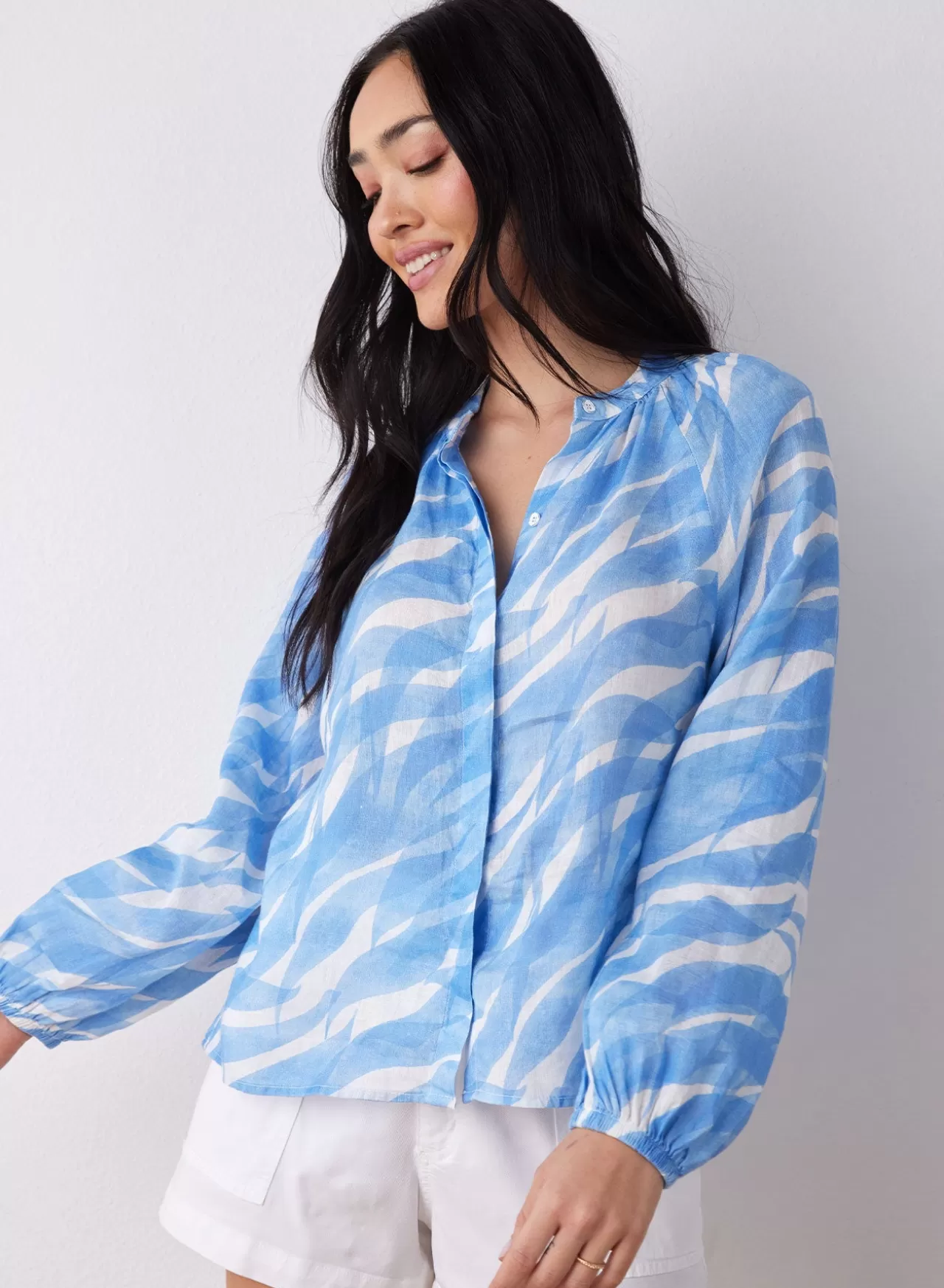Bella Dahl Button Down^Long Sleeve Linen Shirred Raglan Shirt - Laguna Waves Print