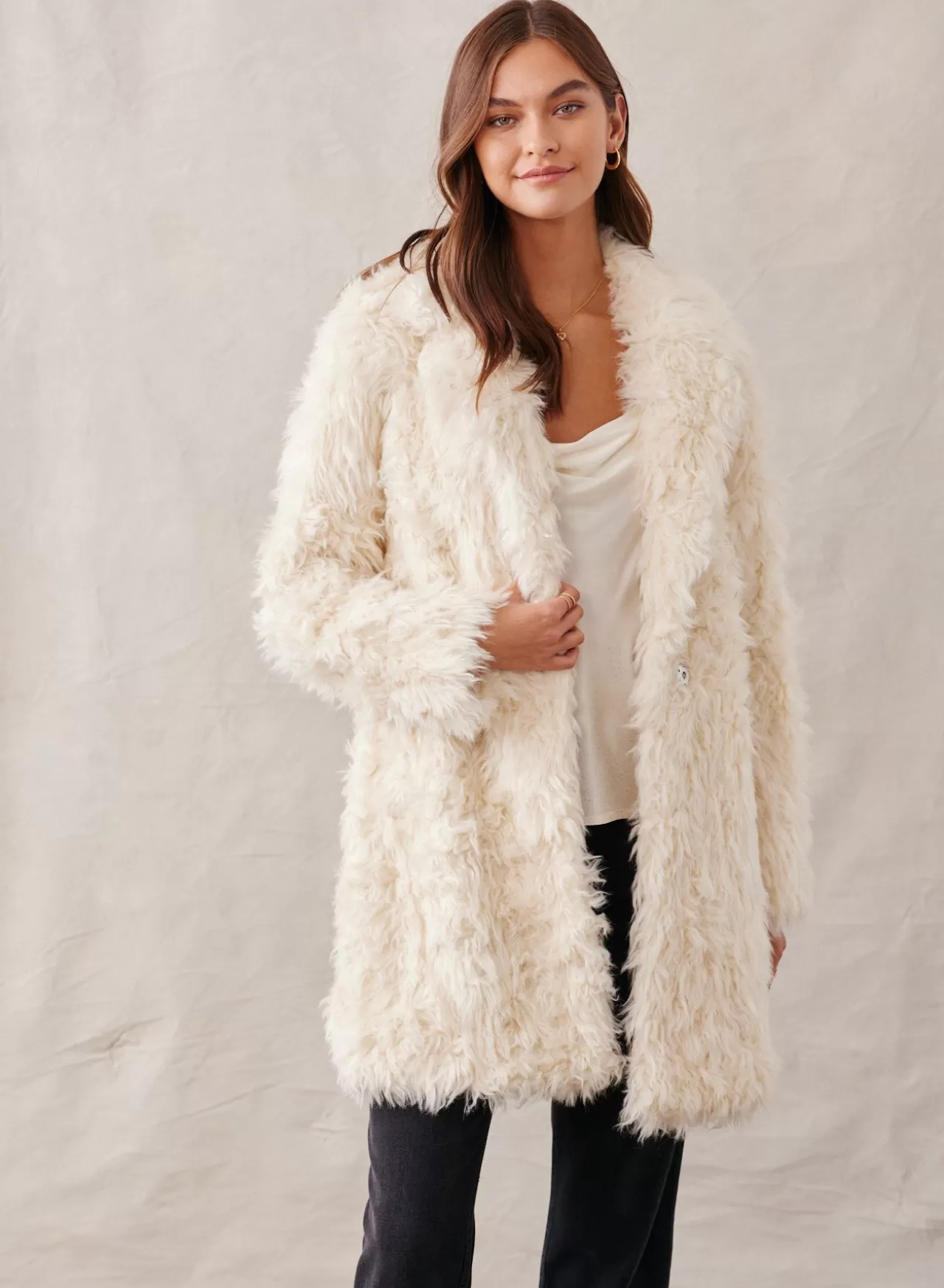 Bella Dahl Sweaters & Jackets^Penny Lane Fur Coat - Antique Ivory