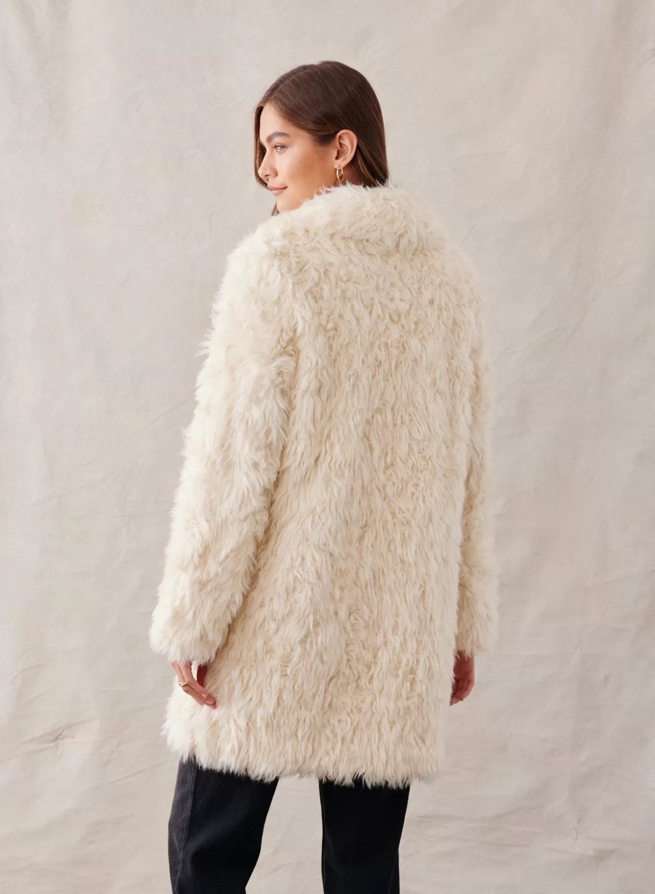 Bella Dahl Sweaters & Jackets^Penny Lane Fur Coat - Antique Ivory