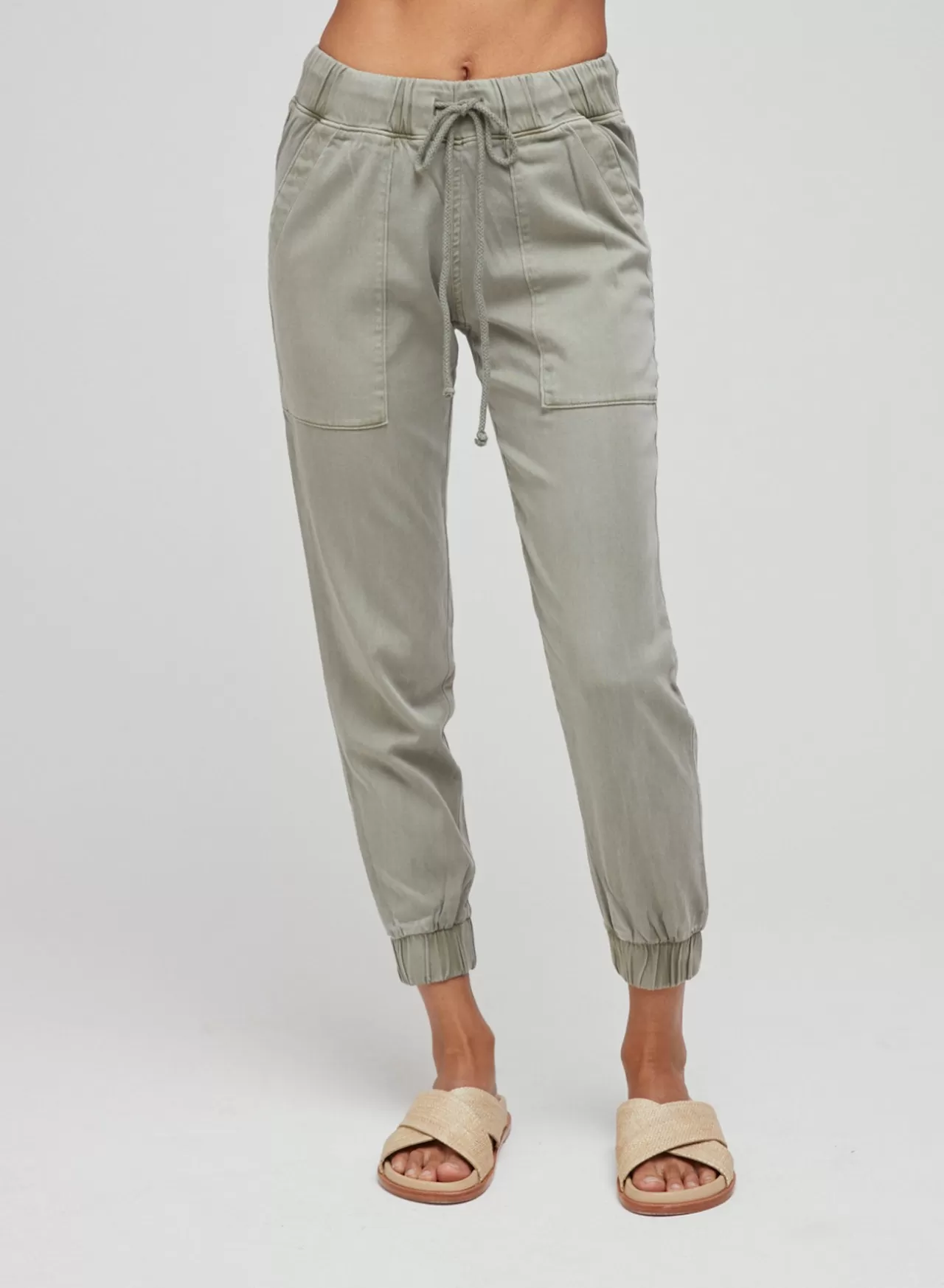 Bella Dahl Joggers^Pocket Jogger - Soft Army
