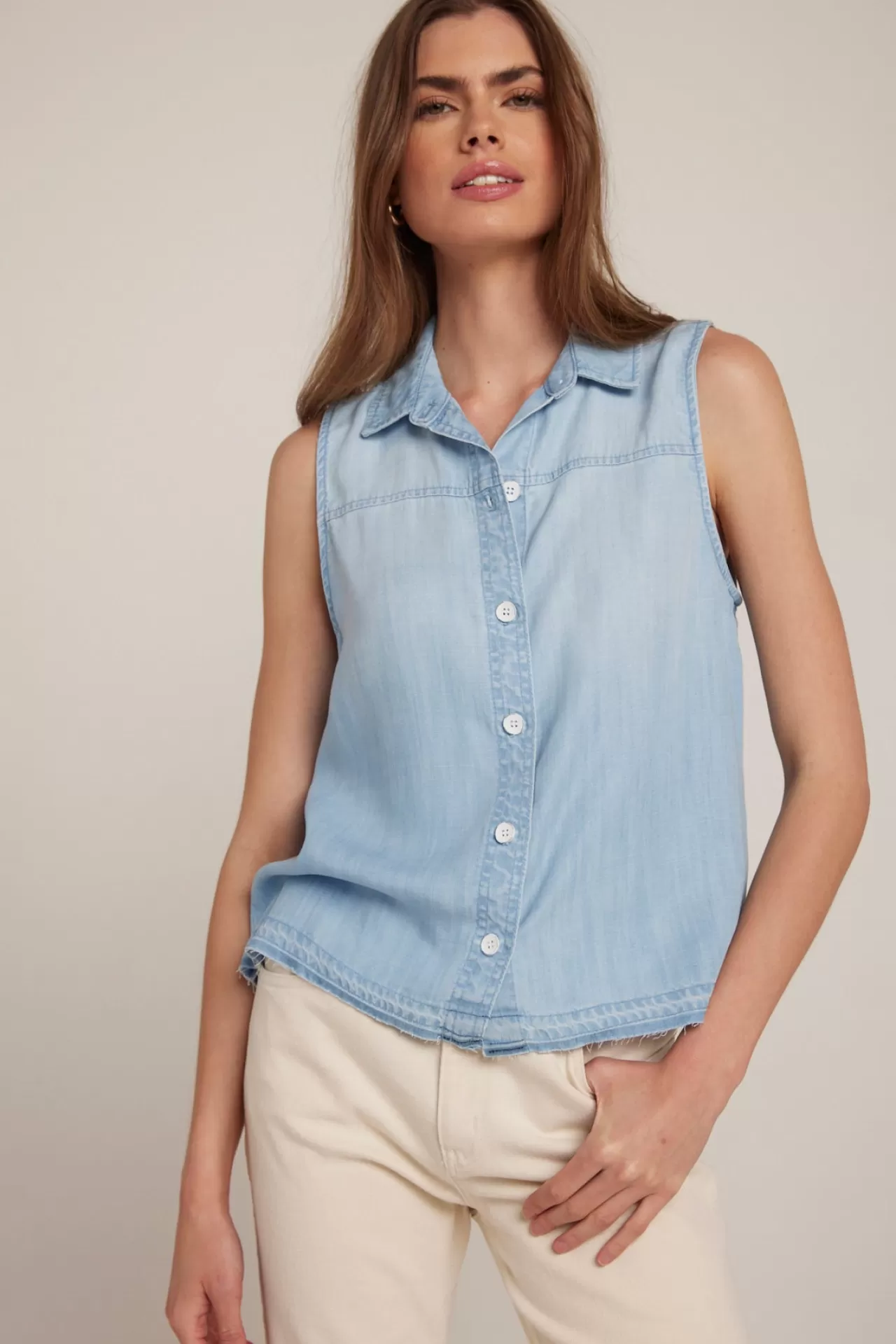 Bella Dahl Sleeveless^Sleeveless Button Down Top - Salt Spray Wash