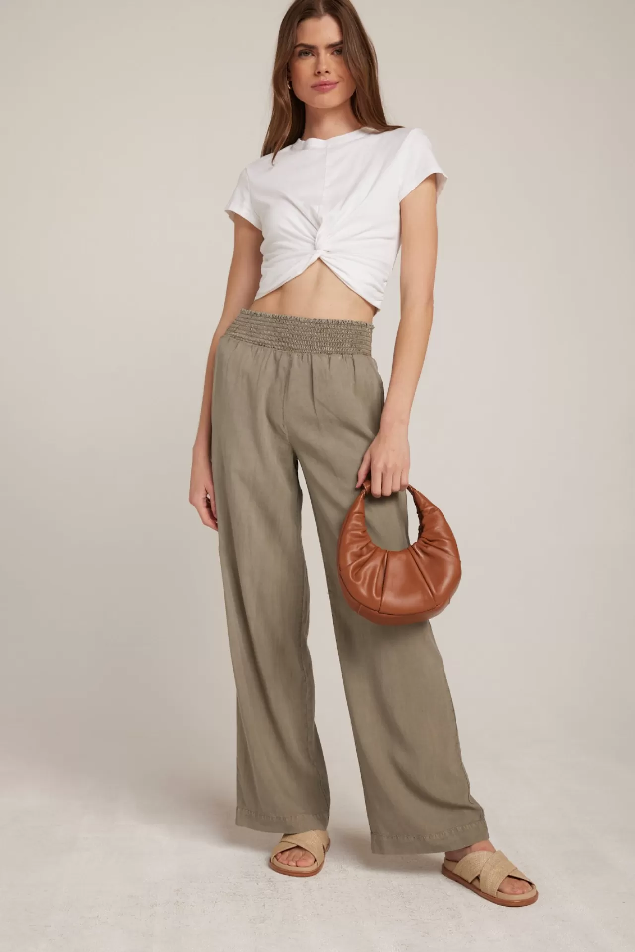 Bella Dahl Pants^Smock Waist Wide Leg Pant - Soft Army