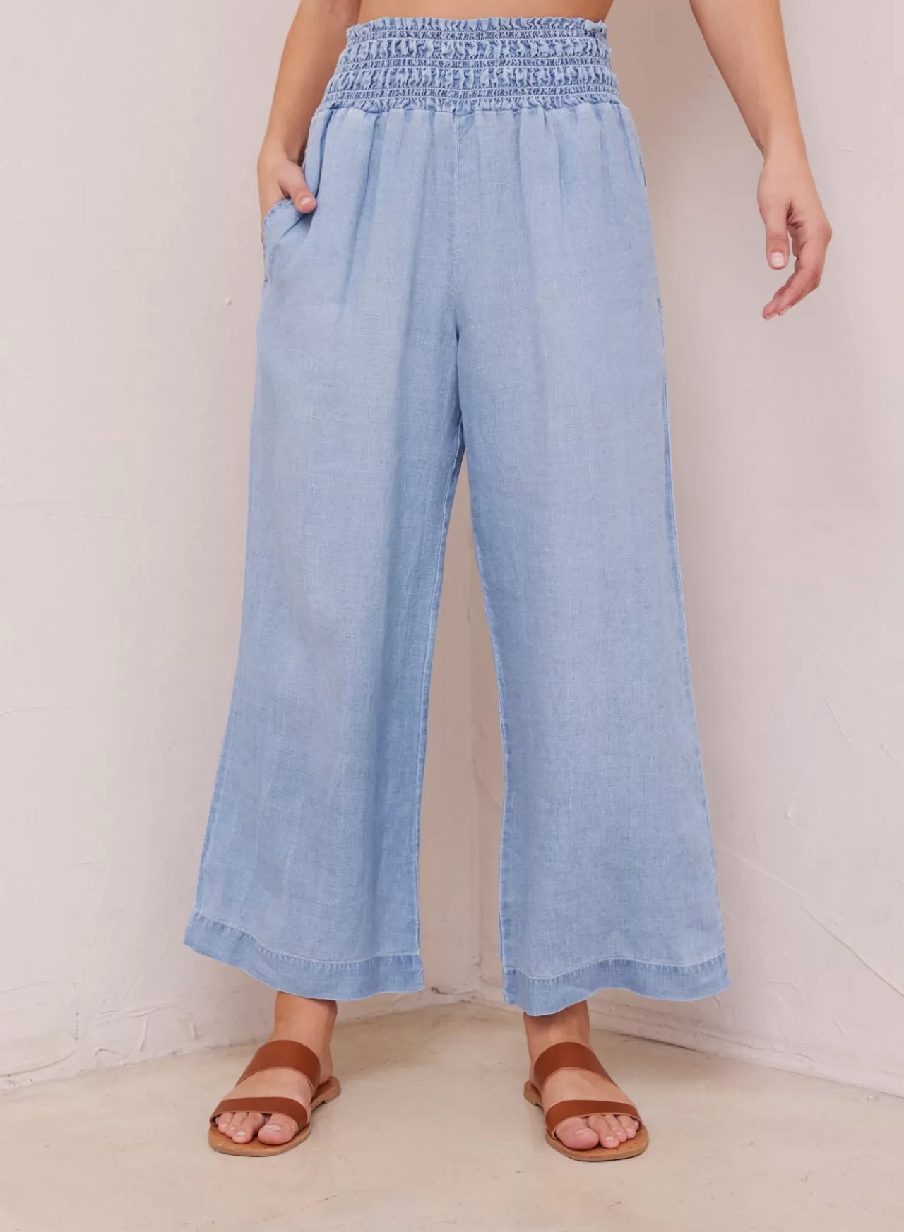 Bella Dahl Pants^Smocked Waist Wide Legcrop - Bayside Wash