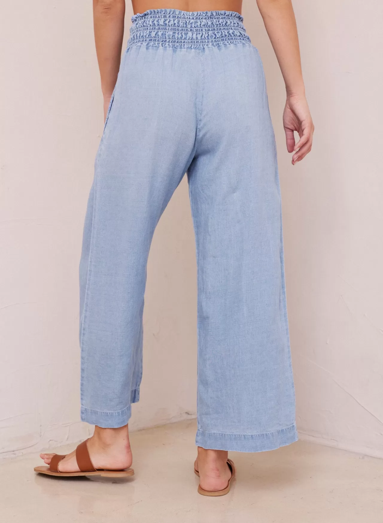 Bella Dahl Pants^Smocked Waist Wide Legcrop - Bayside Wash