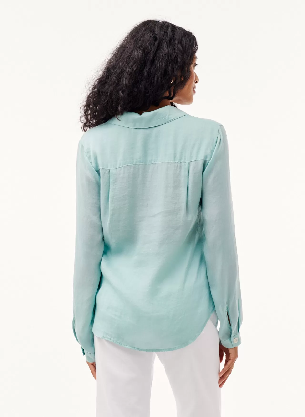 Bella Dahl Long Sleeve^Tencel Pocket Button Down Top - Aegean Teal